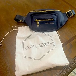 Fawn design belt bag/Fanny pack. New. Navy color.